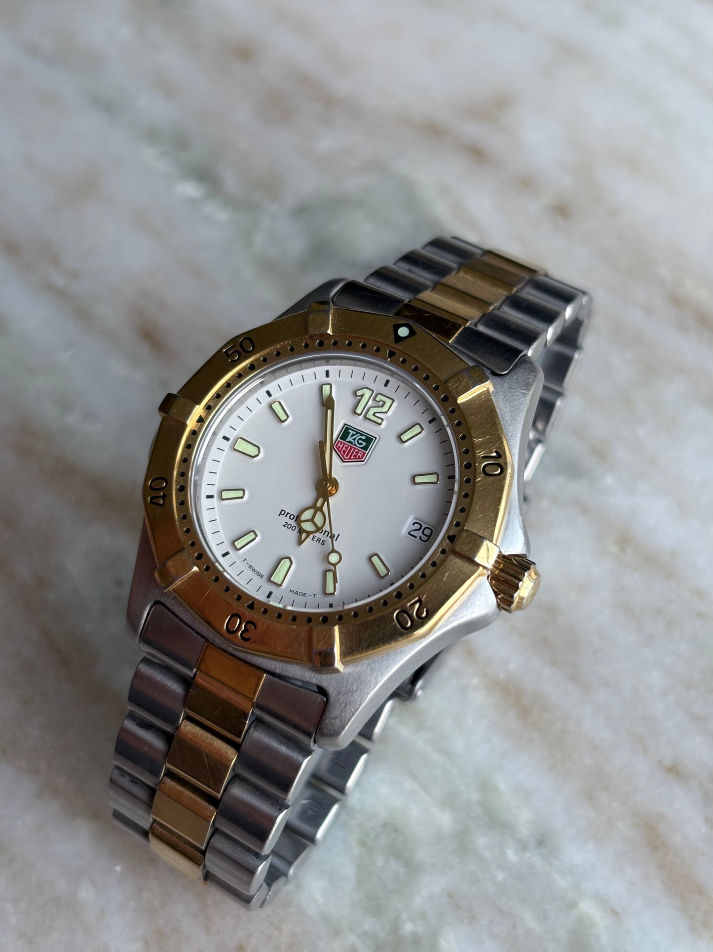 Tag Heuer 2000 WK1120 Quartz men’s watch 38mm
