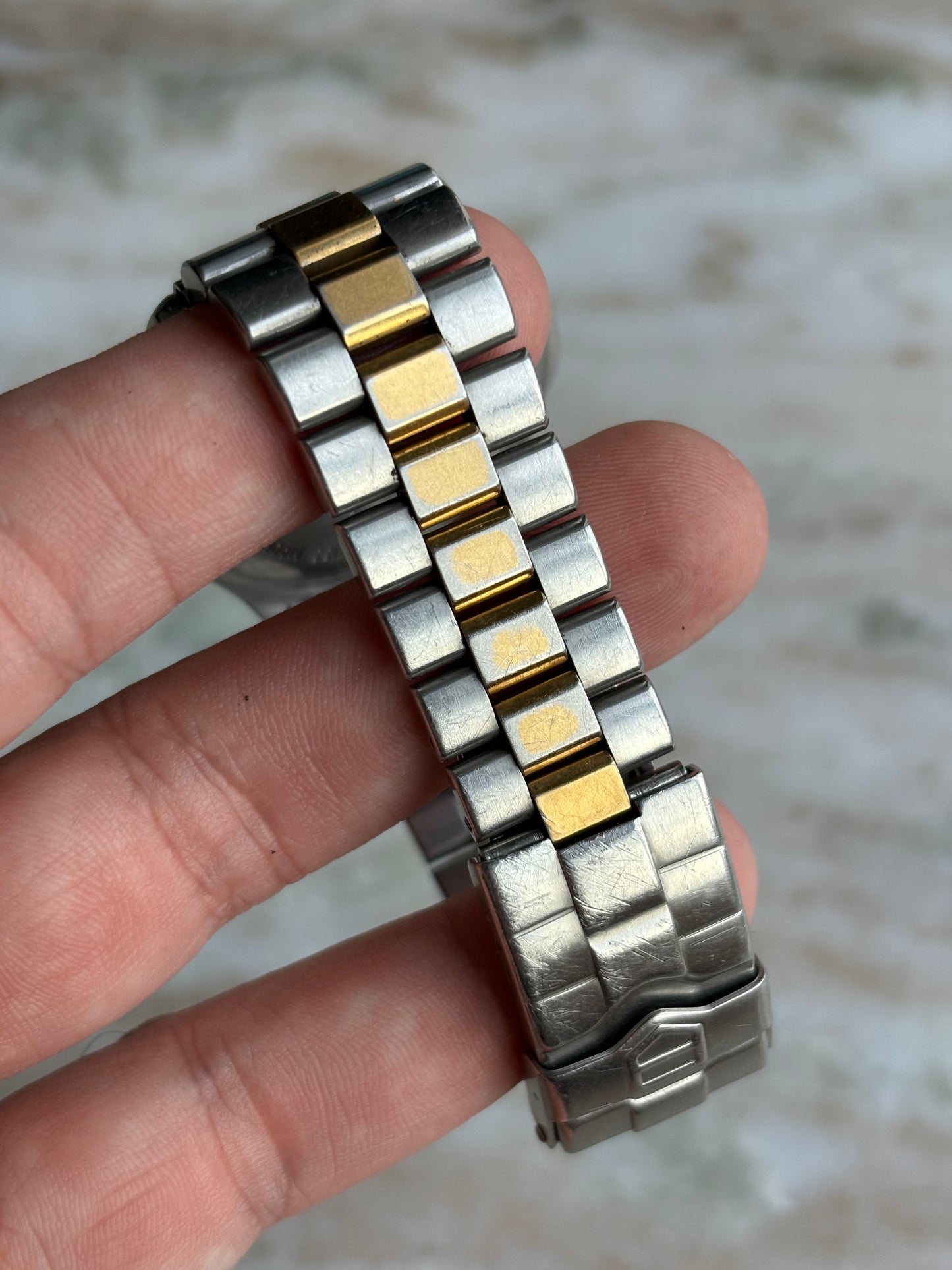 Tag Heuer 2000 WK1120 Quartz men’s watch 38mm