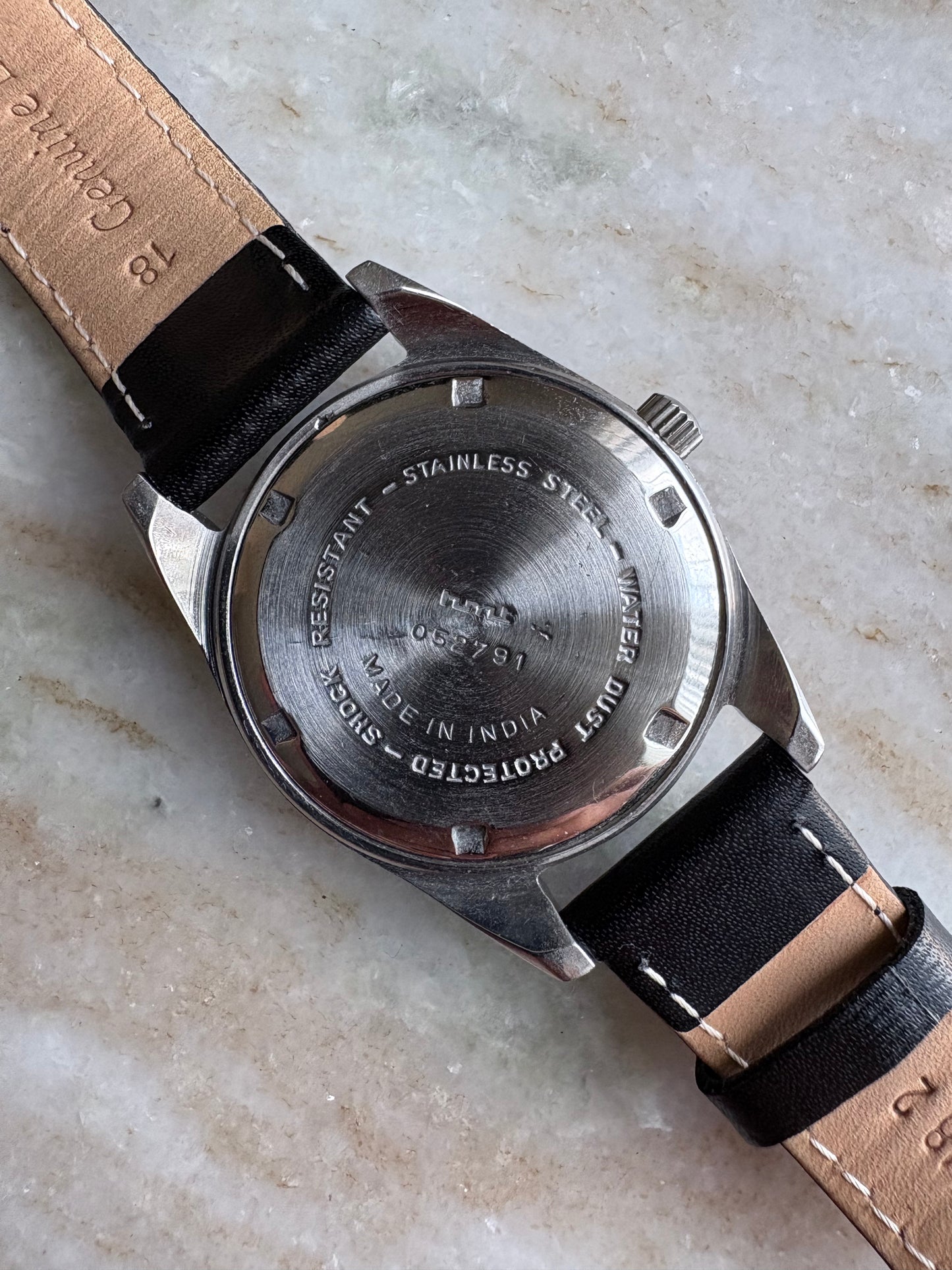 HMT Pilot 17 Jewels Parashock: Manual Wind Vintage Men’s Watch