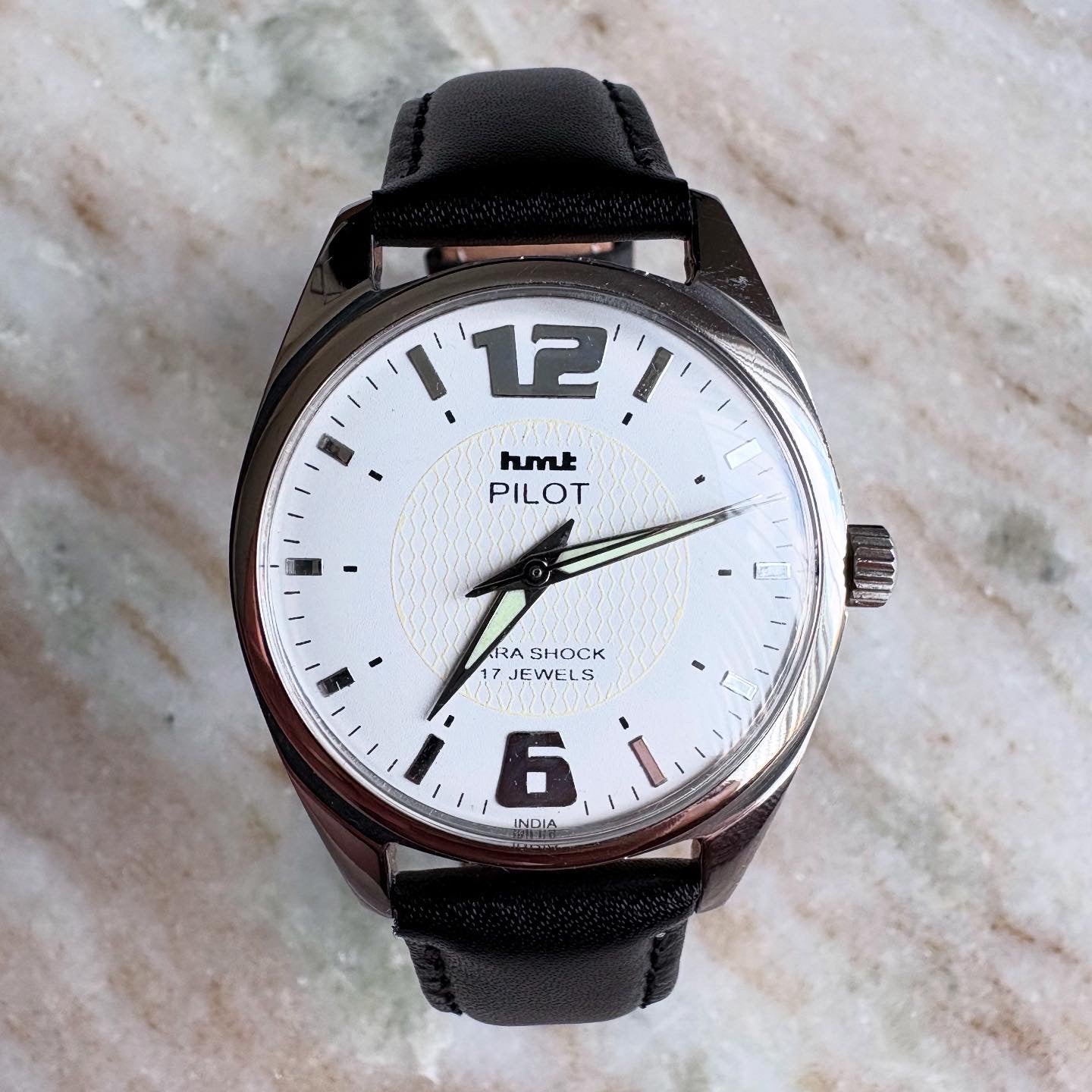 HMT Pilot 17 Jewels Parashock: Manual Wind Vintage Men’s Watch