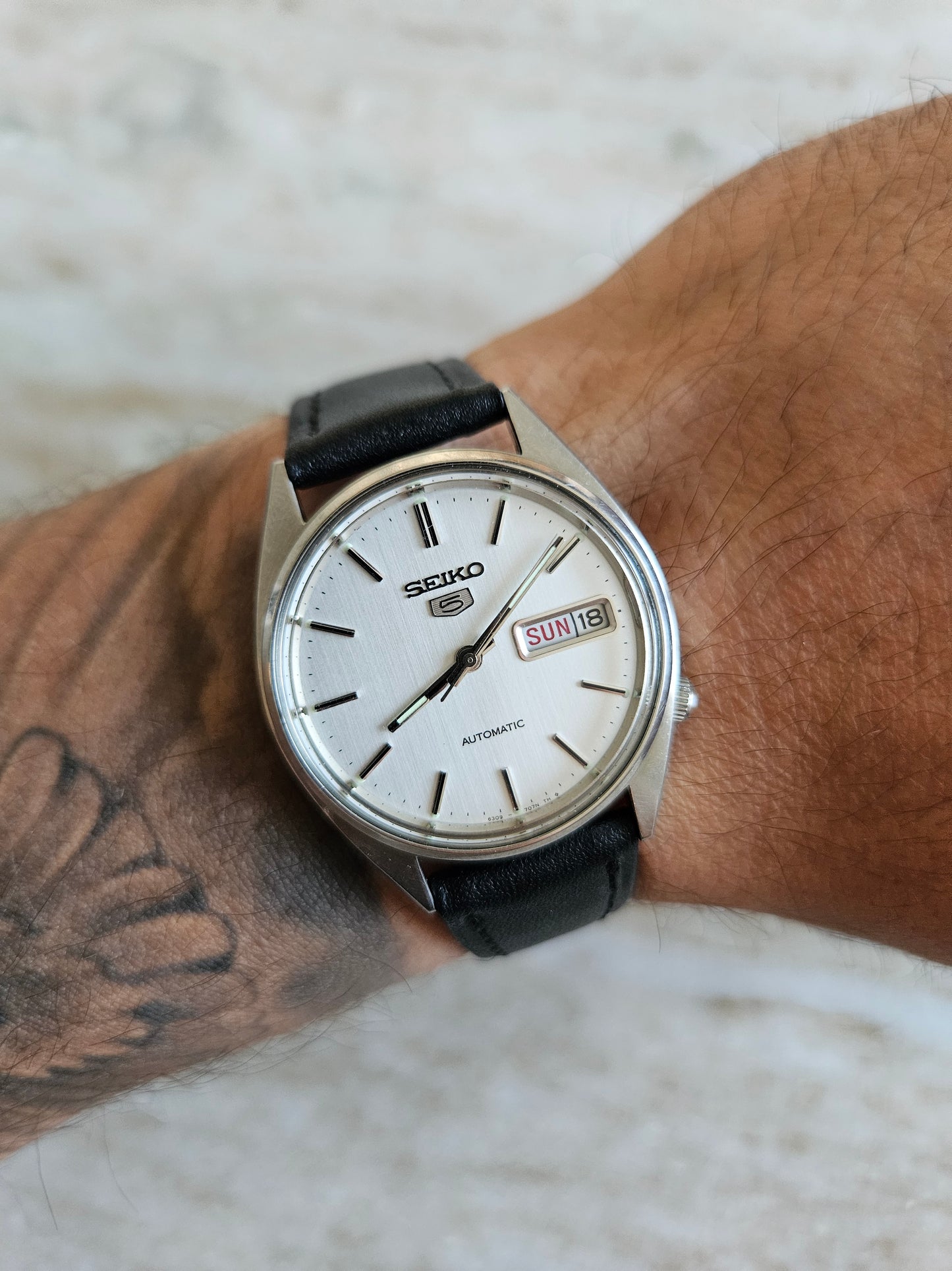 X2 Vintage Seiko 5s 1980s