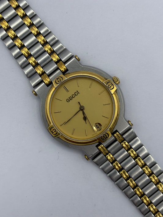 Gucci 9000M 1990s vintage men’s/Unisex watch