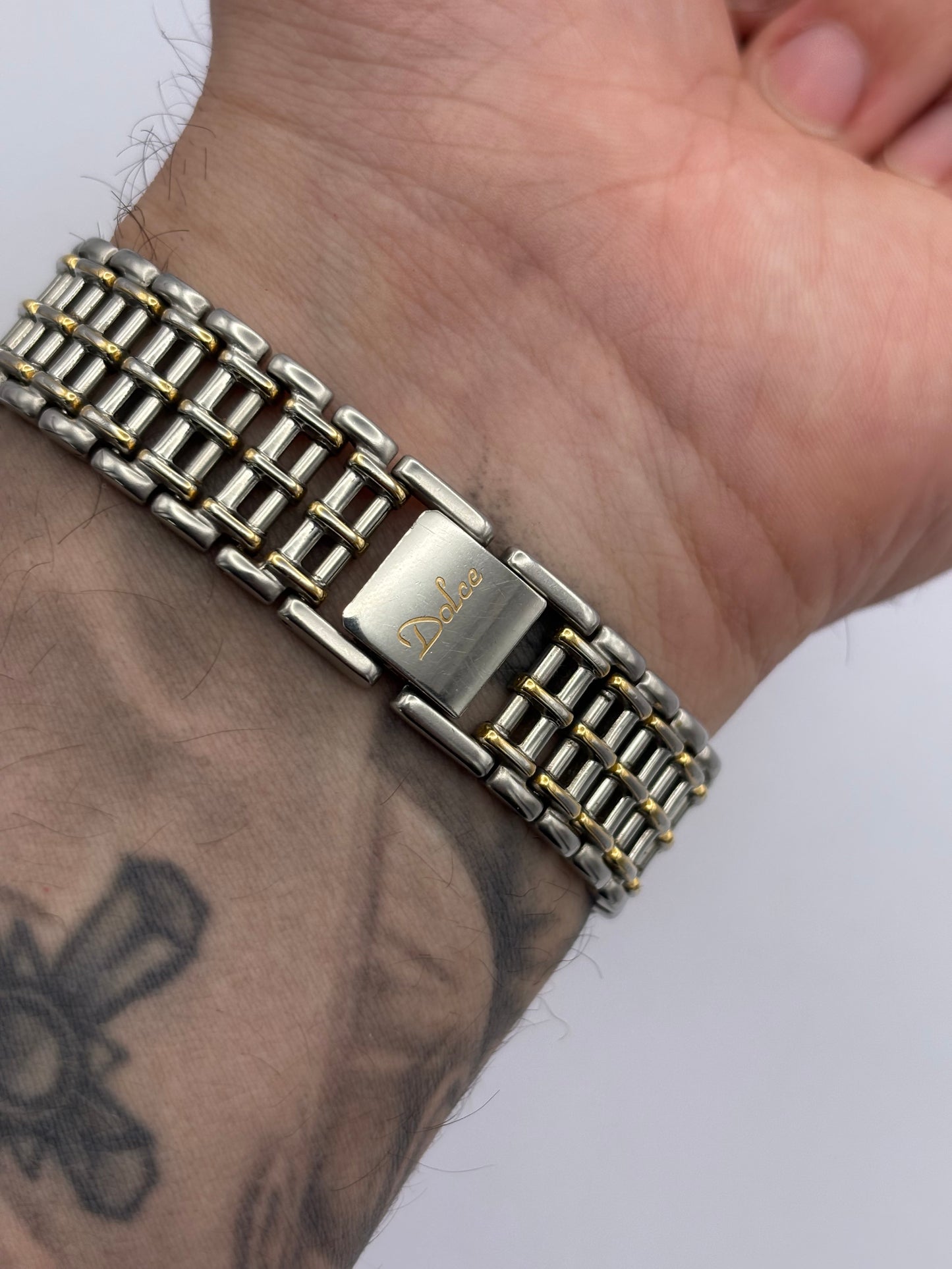 Seiko Dolce 1990 quarts men’s/unisex dress watch.