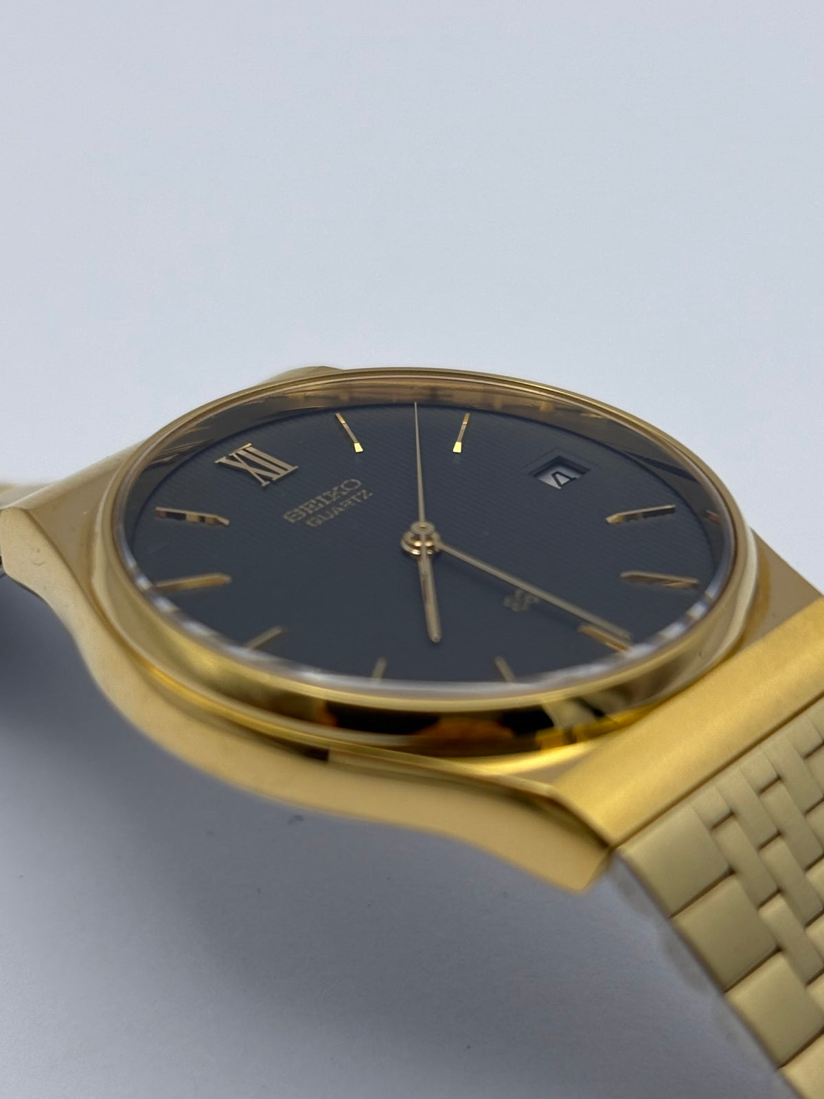 Seiko Quartz men’s vintage watch New Old Stock.