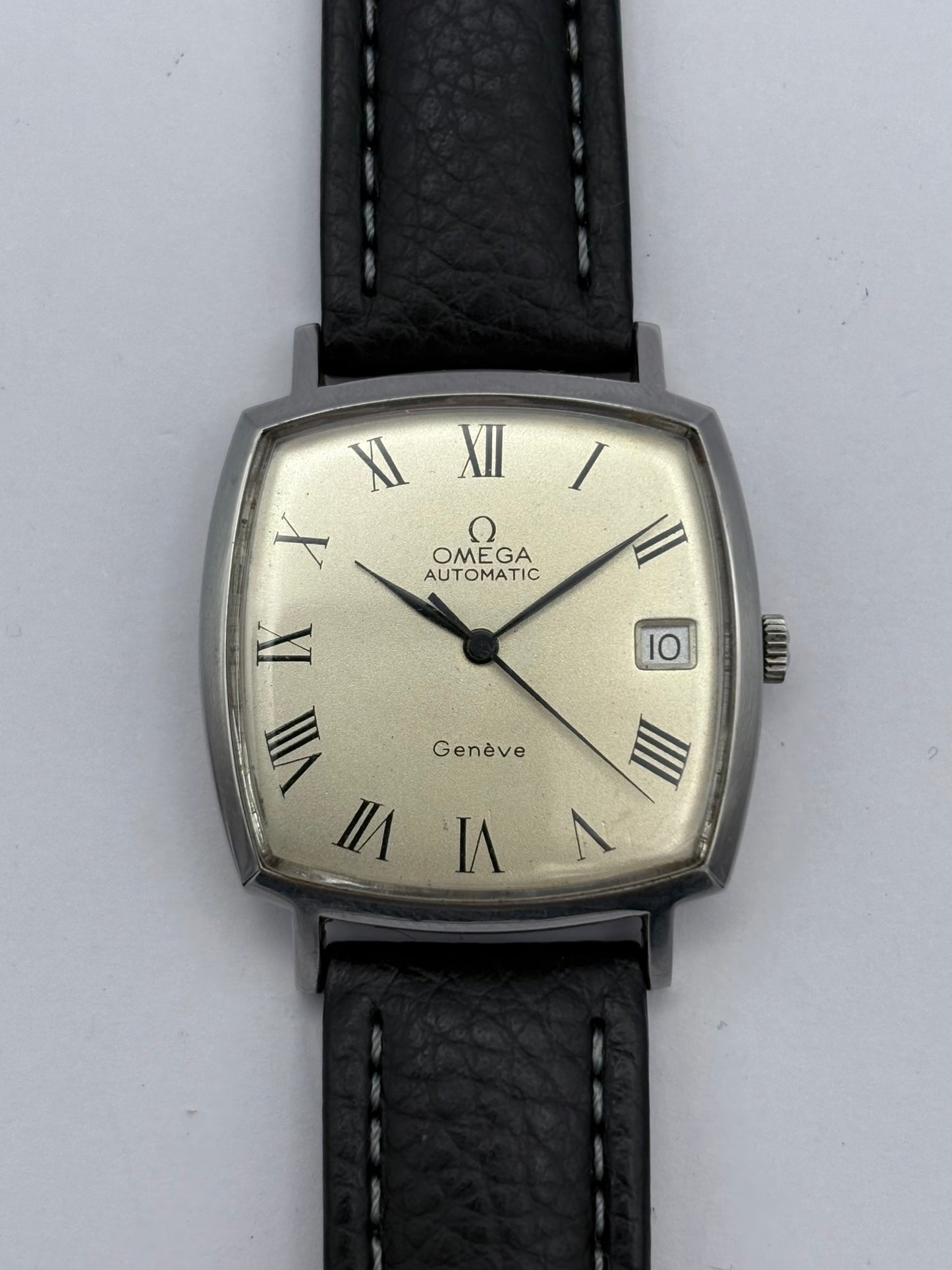 Omega Genéve 1970s automatic vintage watch