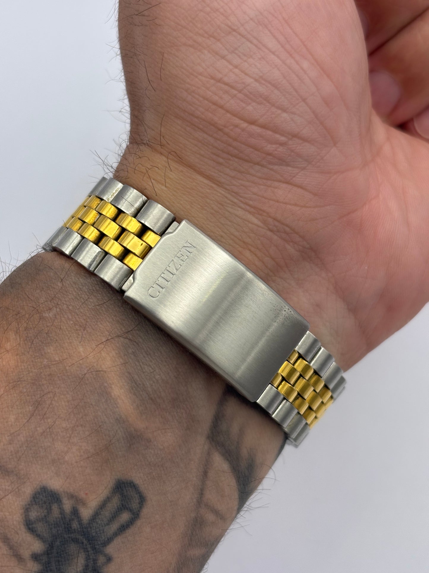 Citizen Eagle 7 1985 vintage men’s watch.