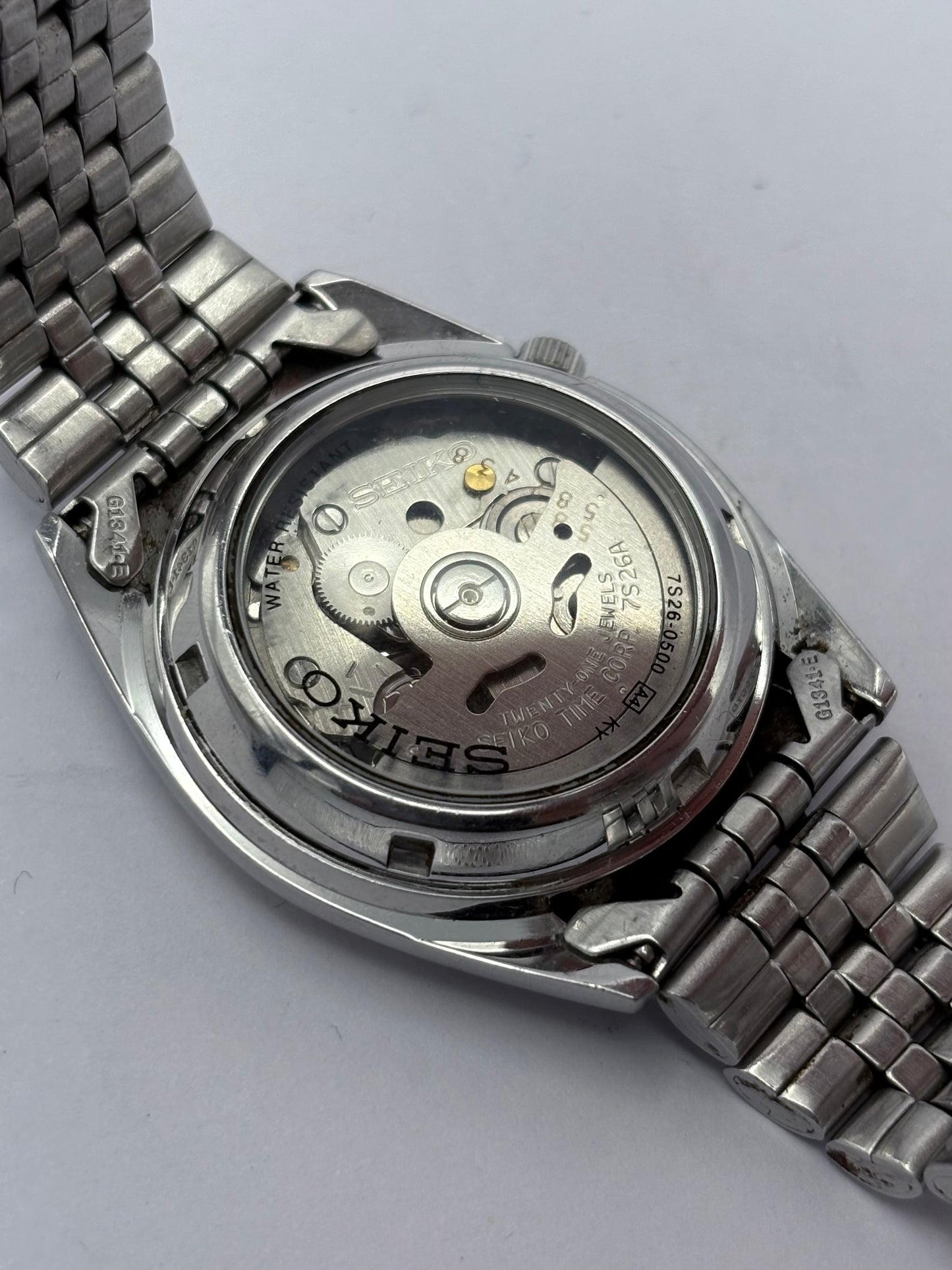 Seiko Dolce 1990 quarts men’s/unisex dress watch.