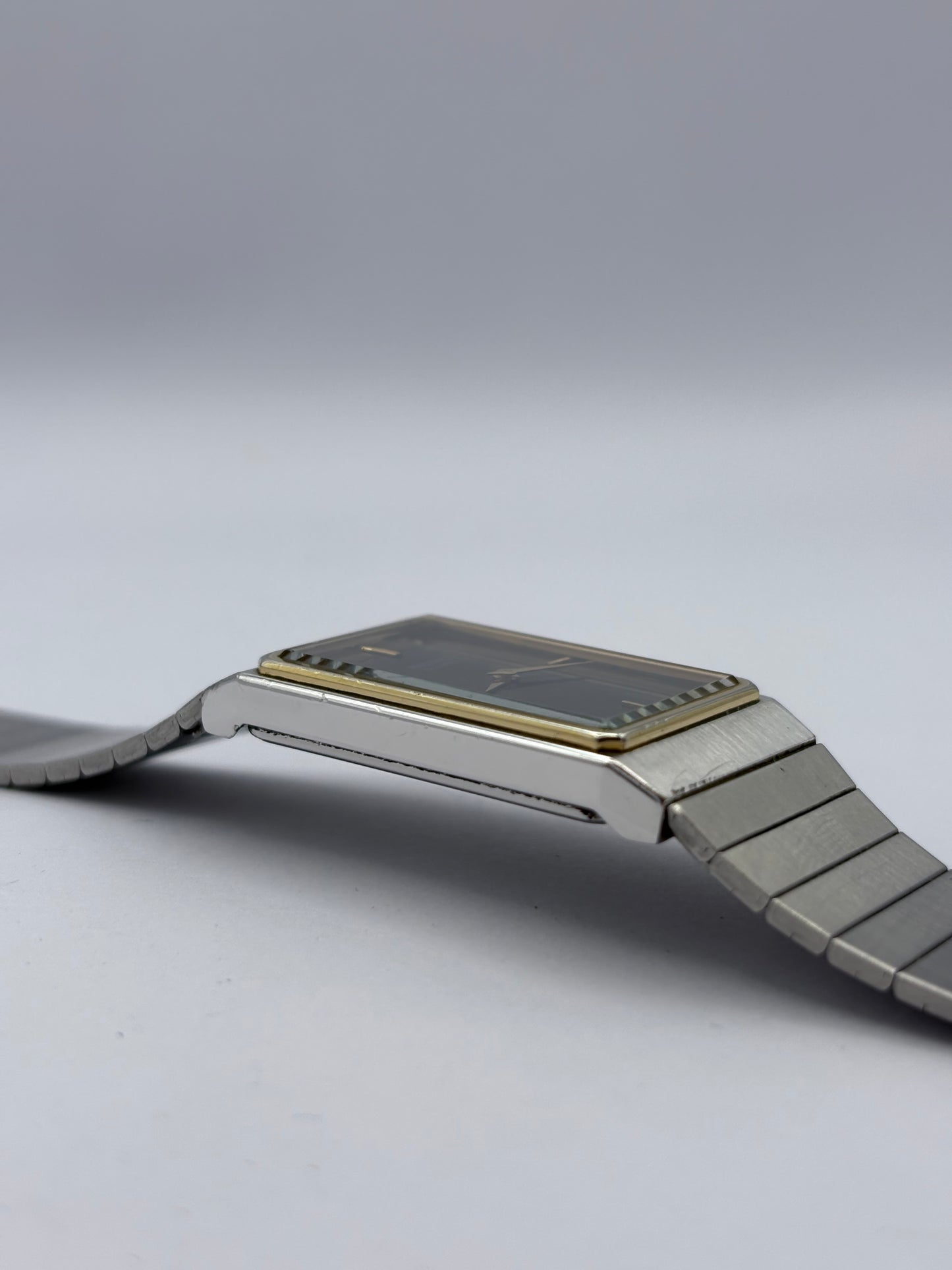 Seiko Tank vintage men’s/unisex watch: 1983