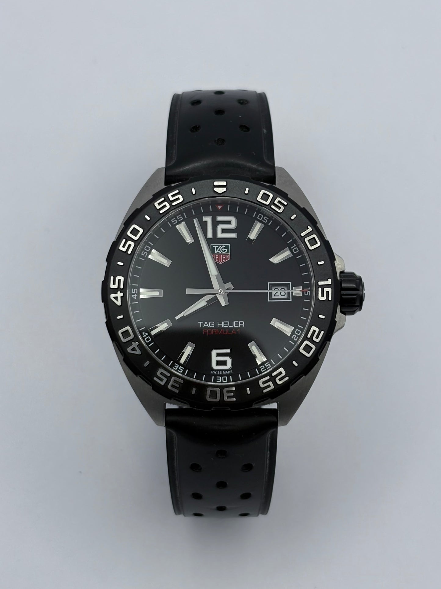 Tag Heuer Formula 1: WAZ1110 43mm Quartz men’s watch