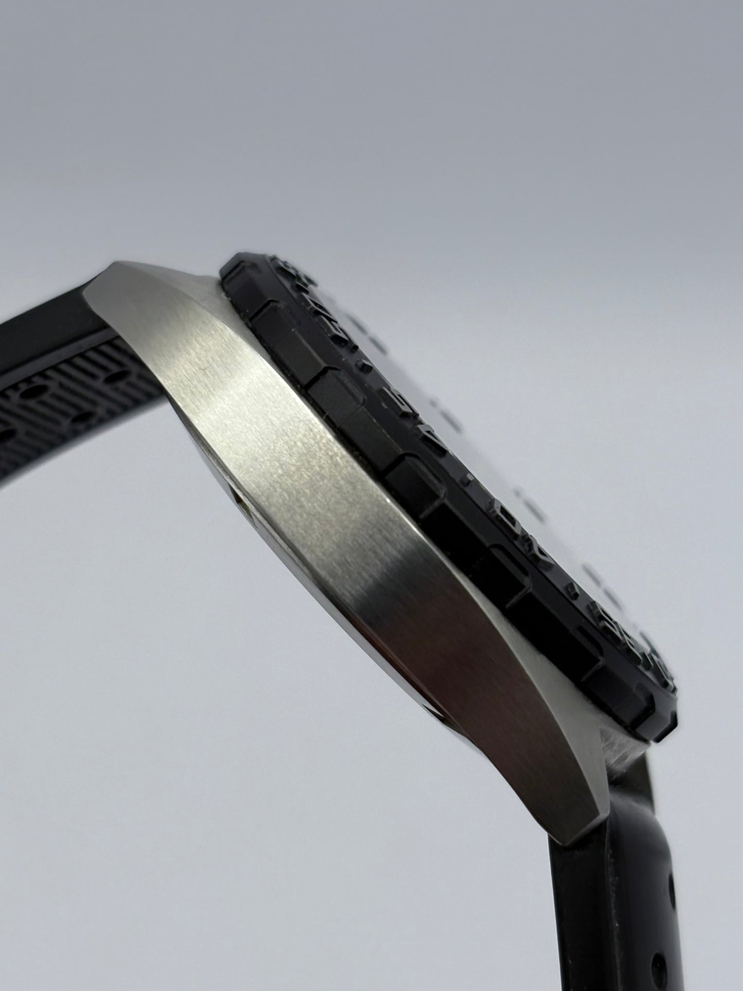 Tag Heuer Formula 1: WAZ1110 43mm Quartz men’s watch