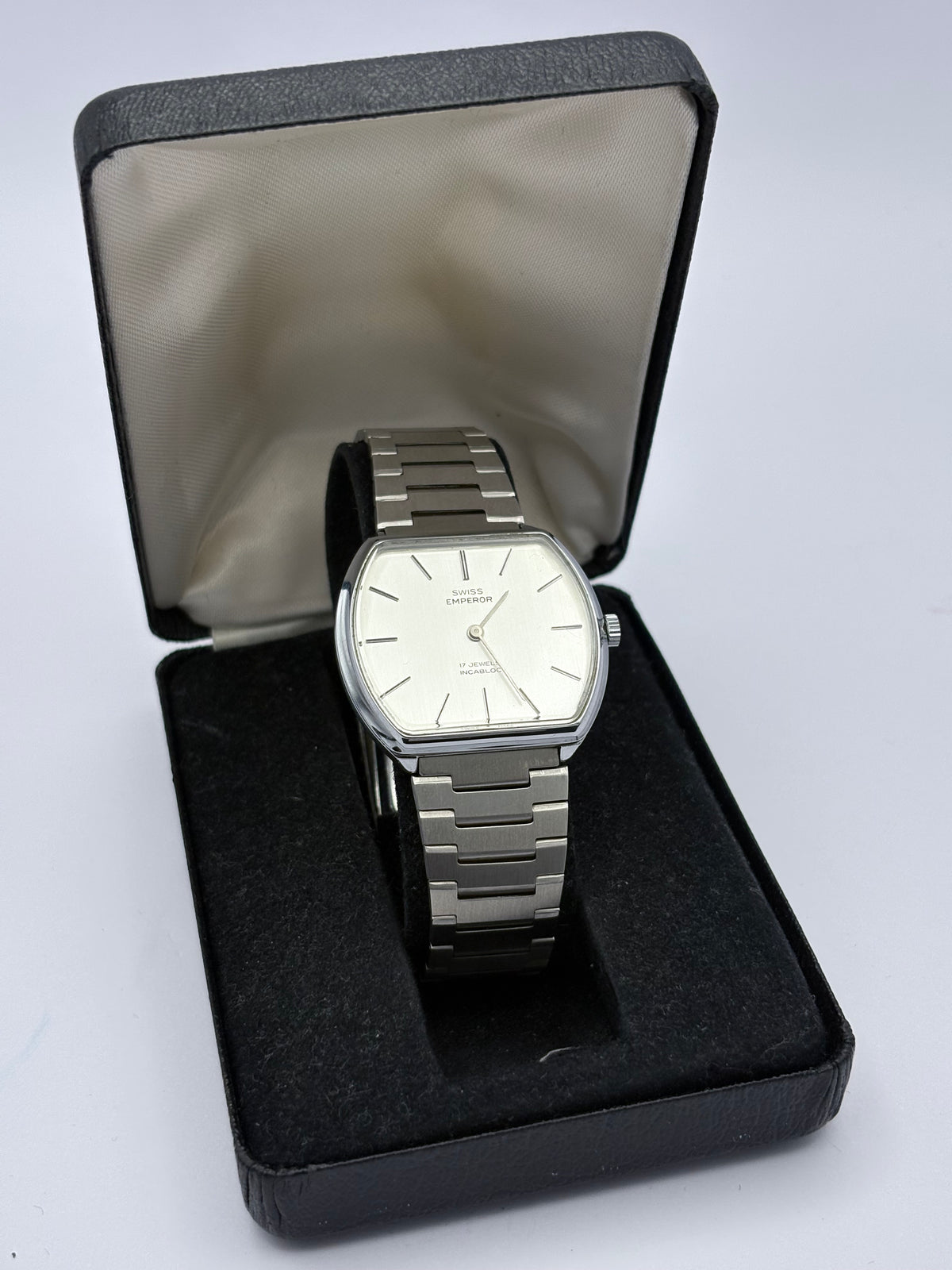 Swiss Emperor Manual wind men’s vintage watch