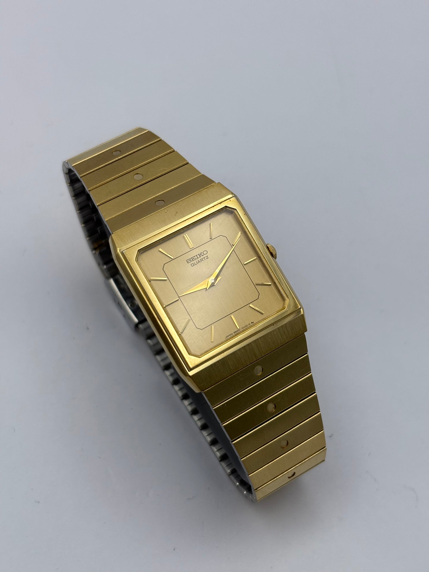 Seiko Tank 1982 Vintage Men’s Watch