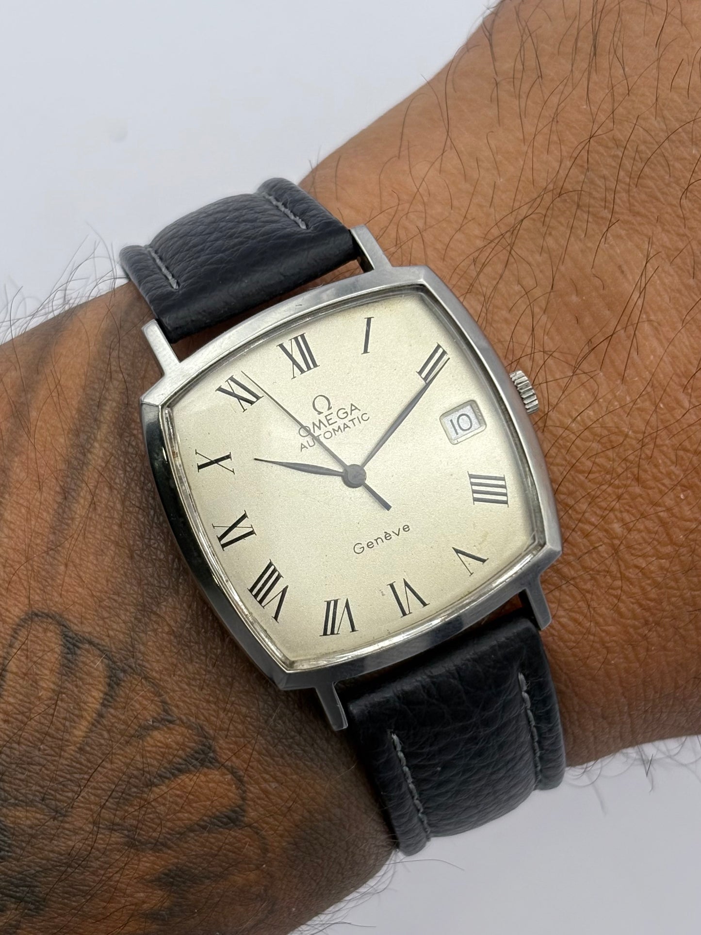 Omega Genéve 1970s automatic vintage watch