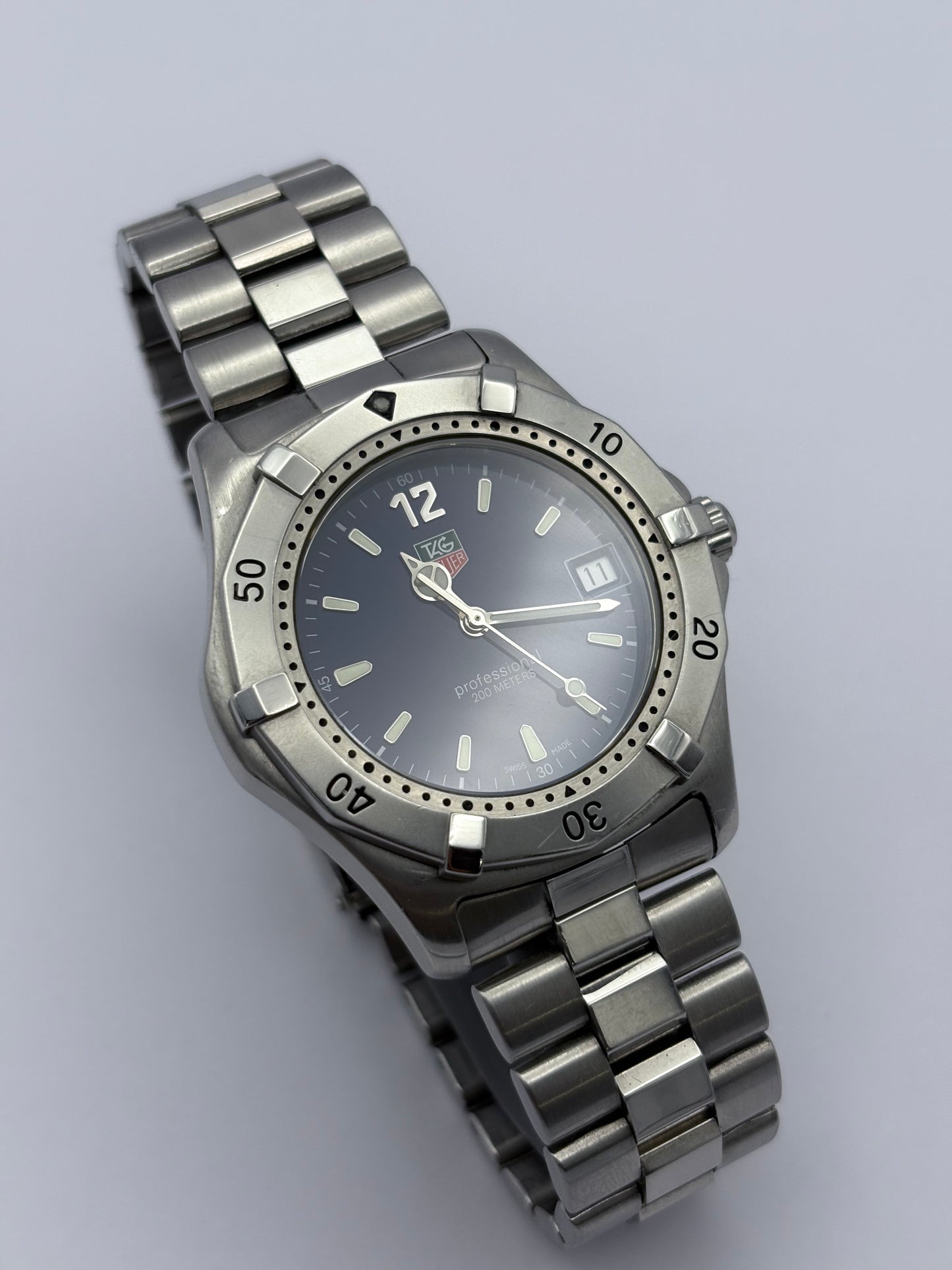 Tag Heuer 2000 WK1113-1 Quartz Men’s Watch