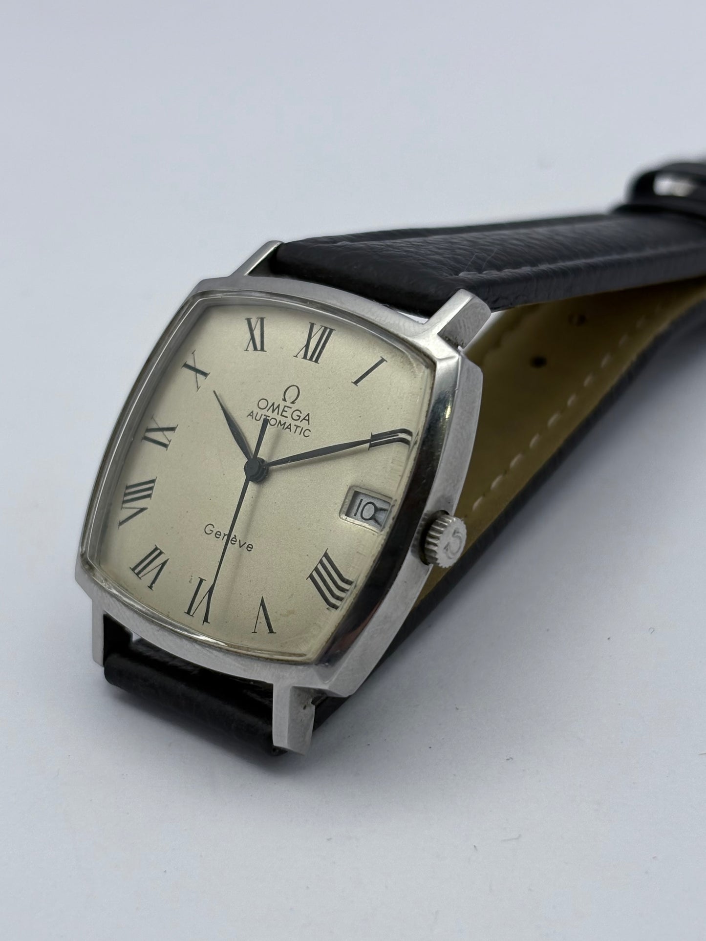 Omega Genéve 1970s automatic vintage watch