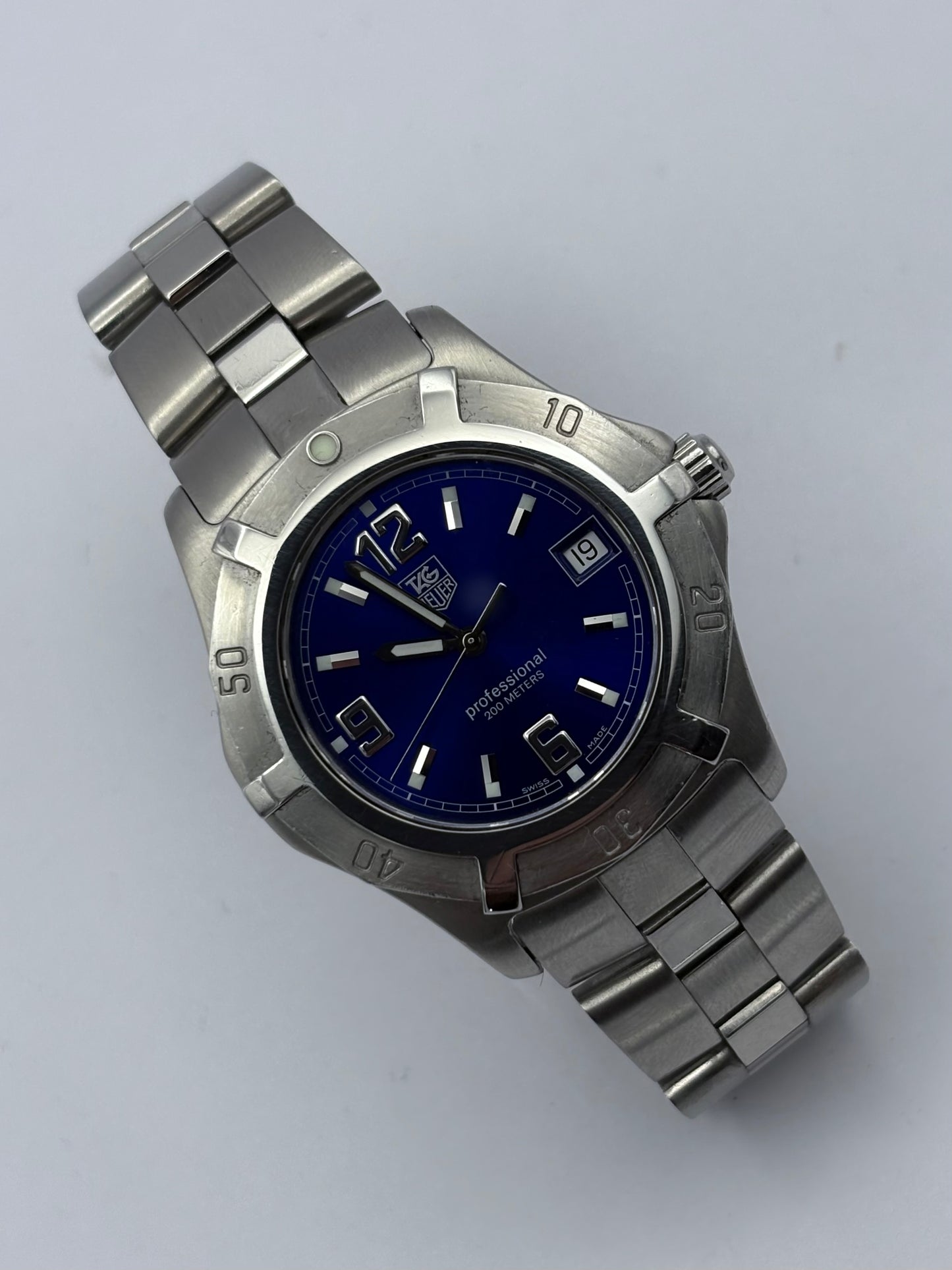Tag Heuer 2000 Exclusive men’s quartz watch