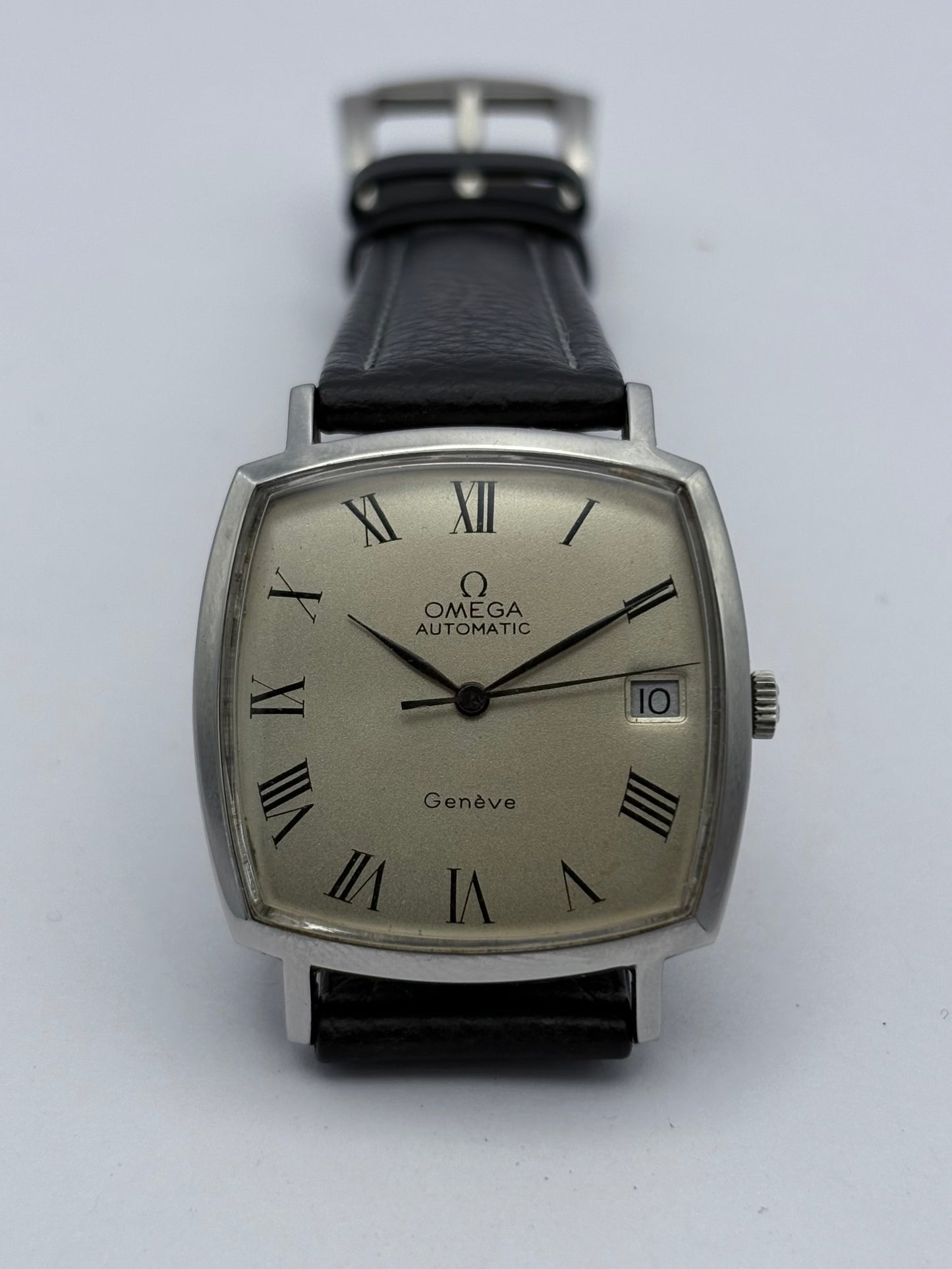 Omega Genéve 1970s automatic vintage watch