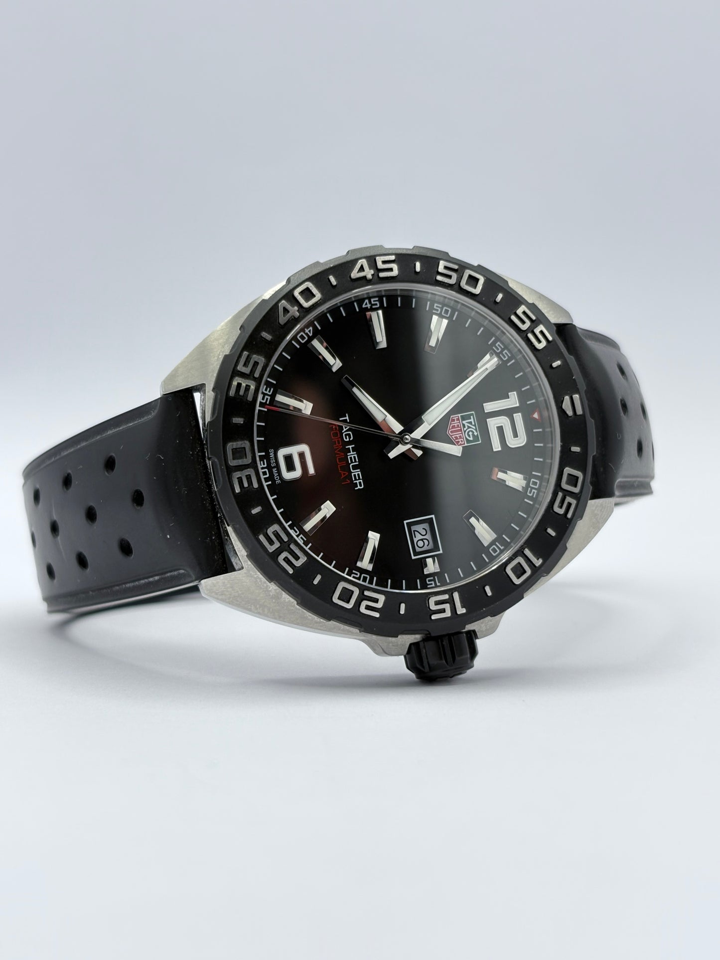 Tag Heuer Formula 1: WAZ1110 43mm Quartz men’s watch