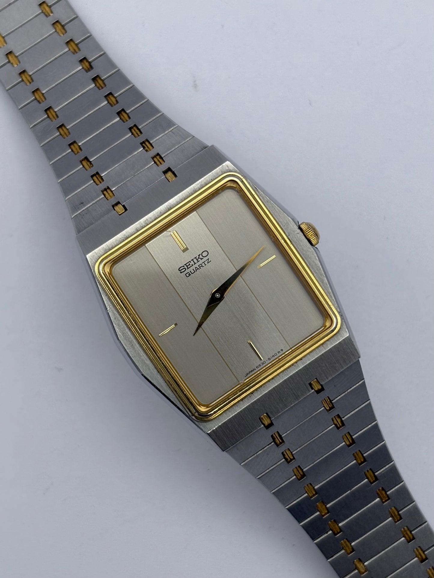 Seiko Tank 2-tone vintage men’s/Unisex watch: 1983