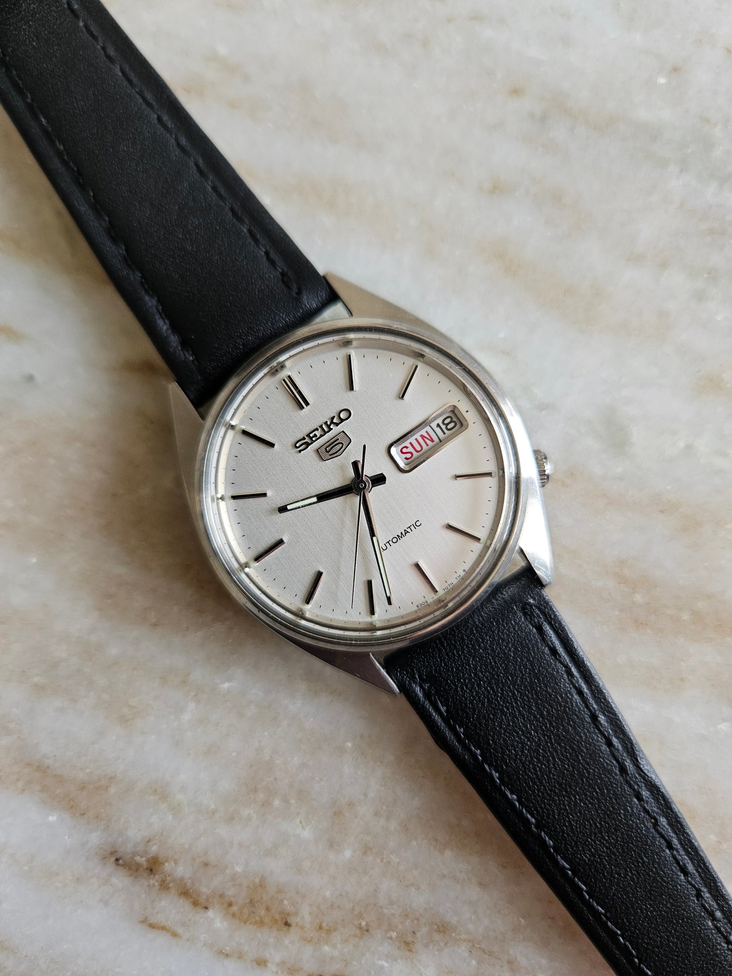 X2 Vintage Seiko 5s 1980s